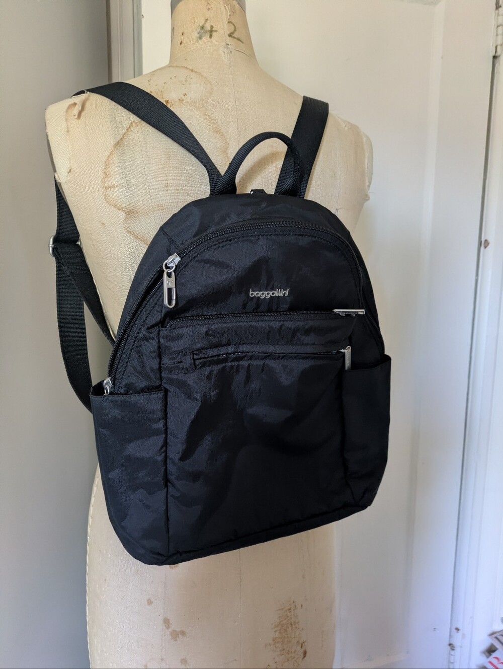 Baggallini Black Nylon Compact Backpack